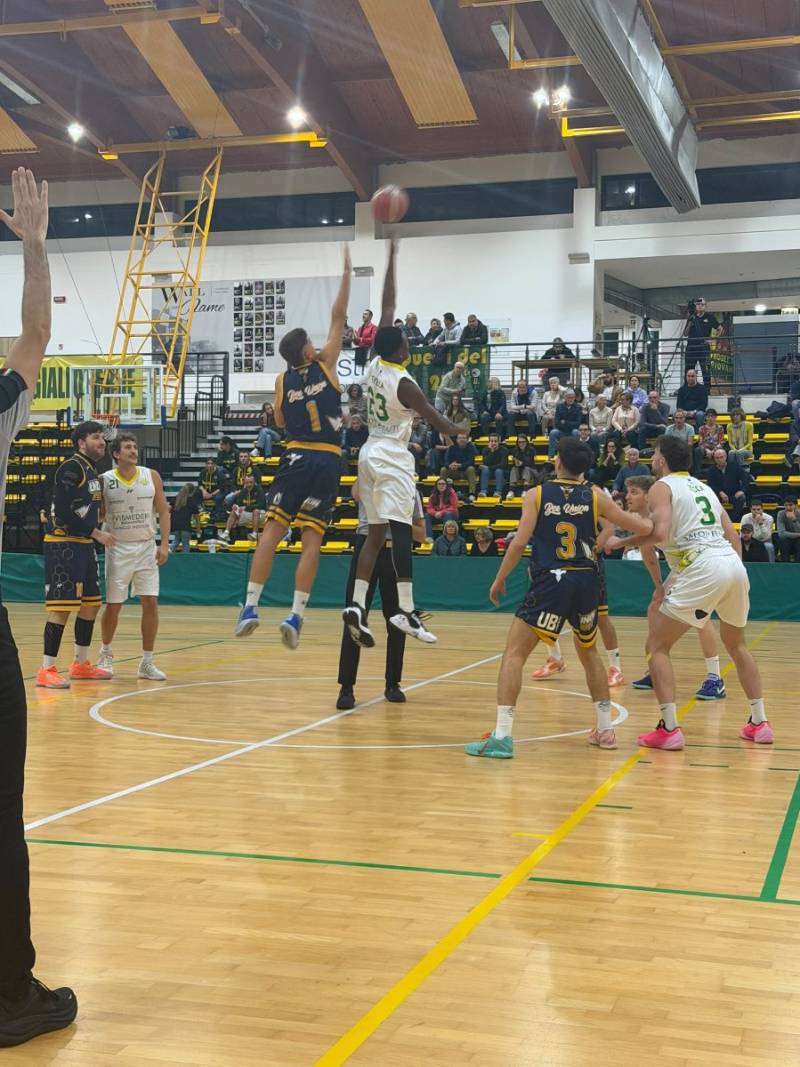 Union Basket, sconfitta a Siena ma a testa altissima: Costone passa nel finale 