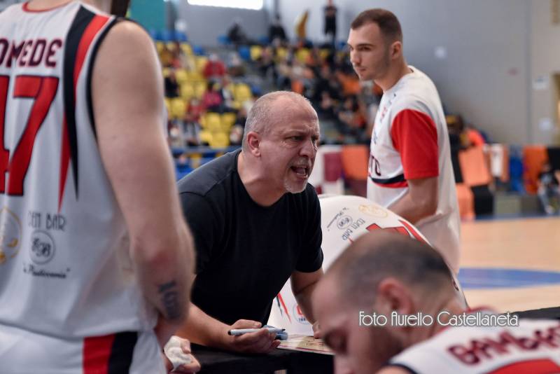 G3 CJ Taranto-Rimini, coach Olive:"Venderemo cara la pelle!" Biglietti a 5 euro! Tutti al Palafiom! 