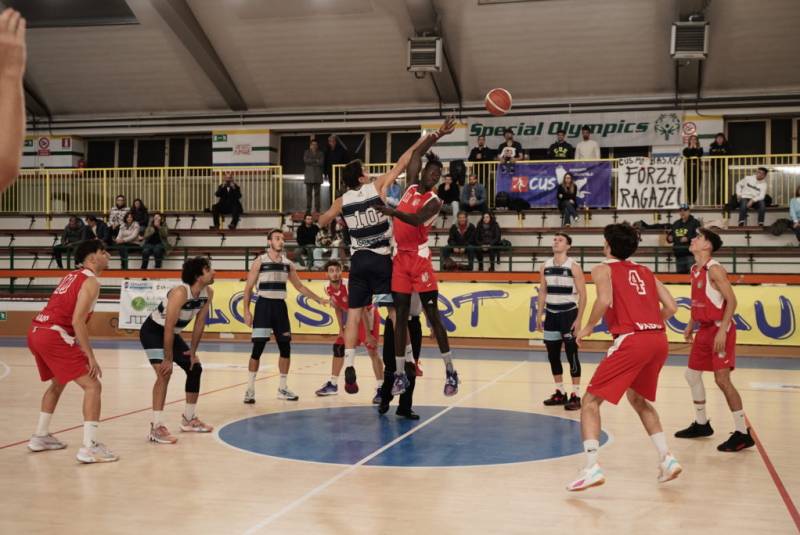 Cuspo, con la Pallacanestro Vado Ligure è notte fonda