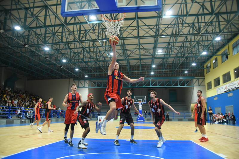 Il Cus Jonico domina il derby con VBC Il Cus Jonico domina il derby con VBC