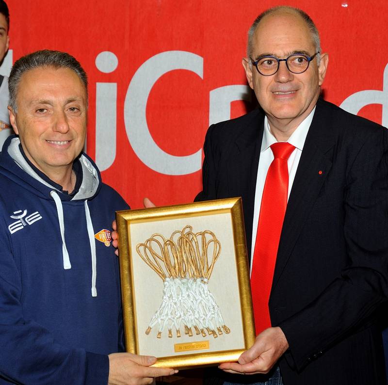 A Piero BUCCHI la Retina d’Oro speciale 2019 A Piero BUCCHI la Retina d’Oro speciale 2019