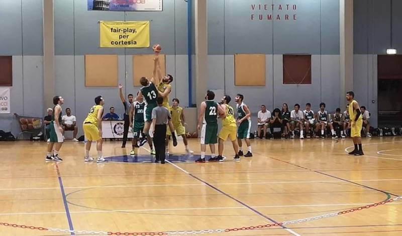 CAPITAN SIENA FA VOLARE IL CUS PISA NEL DEBUTTO STAGIONALE CAPITAN SIENA FA VOLARE IL CUS PISA NEL DEBUTTO STAGIONALE