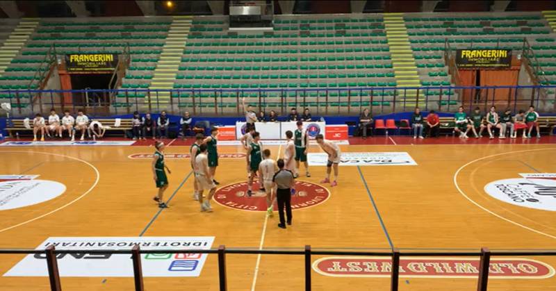 Si spenge sul ferro il tiro della vittoria del Pino che cede nel finale convulso a Livorno 