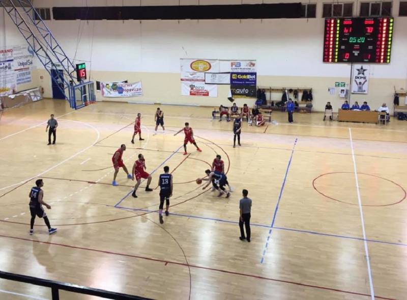 Espugnato il PalaAltamura per 69-82.Per i coratini primo posto consolidato in attesa della JuveTrani Espugnato il PalaAltamura per 69-82.Per i coratini primo posto consolidato in attesa della JuveTrani