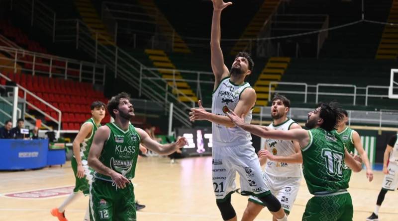 Ritorno vincente al Del Mauro, la Scandone Avellino sconfigge Sennori 86-59 