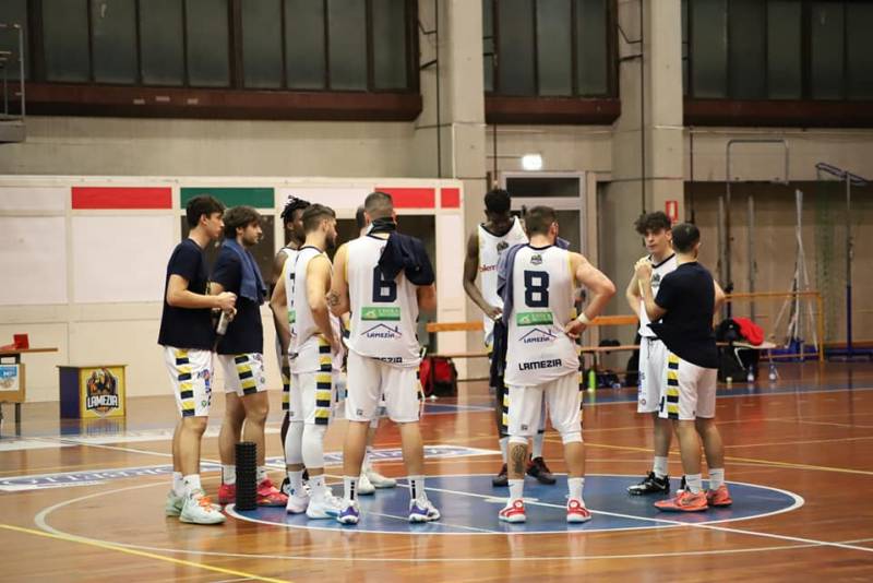 Basketball Lamezia sabato pomeriggio ad Ischia per cambiare rotta 