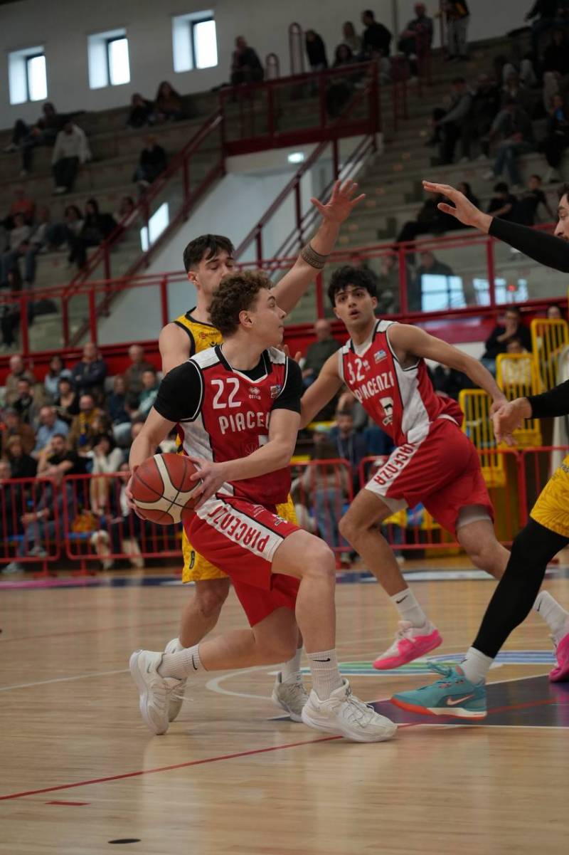 Orgoglio Piacenza! La Bakery espugna Fidenza 74-75 con una prova di cuore