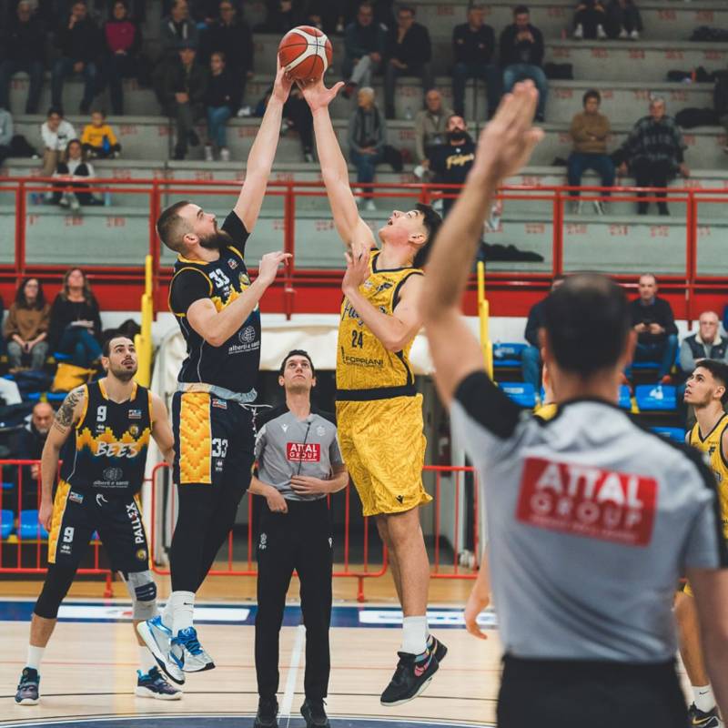 I Fiorenzuola Bees espugnano il PalaPratizzoli grazie ad un ultimo parziale di tutto cuore 