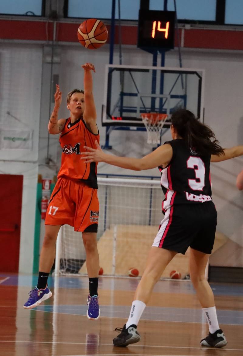 Sconfitta onorevole per il Basket Montecchio a Trieste Sconfitta onorevole per il Basket Montecchio a Trieste