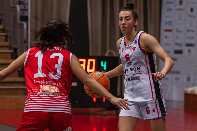 Futurosa, la rimonta non basta: Ancona passa 70-67 all'Allianz Dome 