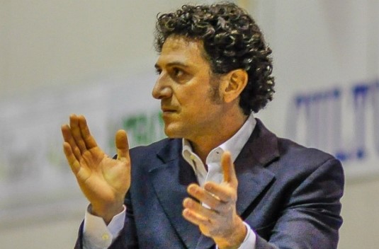 Antonello Restivo è il nuovo coach del San Salvatore Antonello Restivo è il nuovo coach del San Salvatore