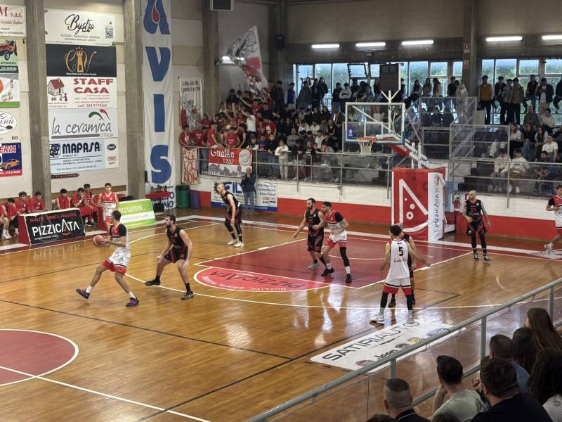 Si interrompe la stagione della Virtus Assisi: il Basket Gualdo si impone in gara 3 74-63 