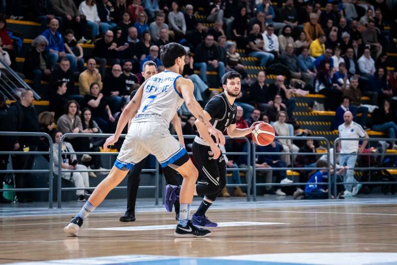 Paperdi Juvecaserta torna alla vittoria in trasferta imponendosi sul campo della Ristopro Fabriano 