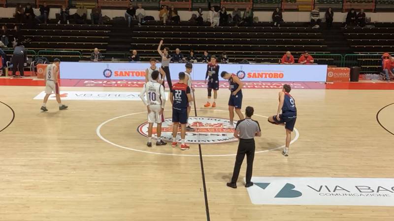 La Verodol Tuscopharm Basket Cecina porta a casa due punti importanti da Monferrato 