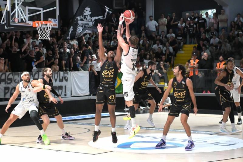ProValue Juvecaserta tutta cuore e volontà: battuta la Ferraroni Juvi Cremona 96-89 