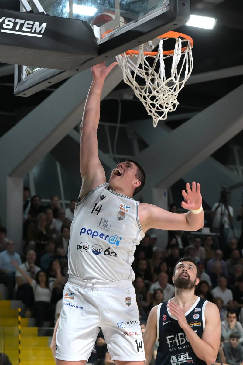 La Paperdi Juvecaserta vola in semifinale playoff: battuta Montecatini, giovedì gara 1 con Orzinuovi