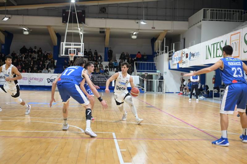 La Ble Decò Juvecaserta interrompe la striscia negativa superando il Basket Pescara 