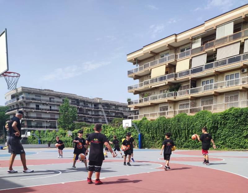 In archivio la prima edizione del Camp "Vieni a giocare a basket con Nando Gentile"