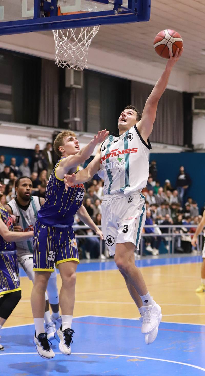 Invalves, la rimonta non basta: vince Gazzada