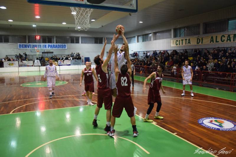 Prosegue il momento positivo per il Basket Acireale