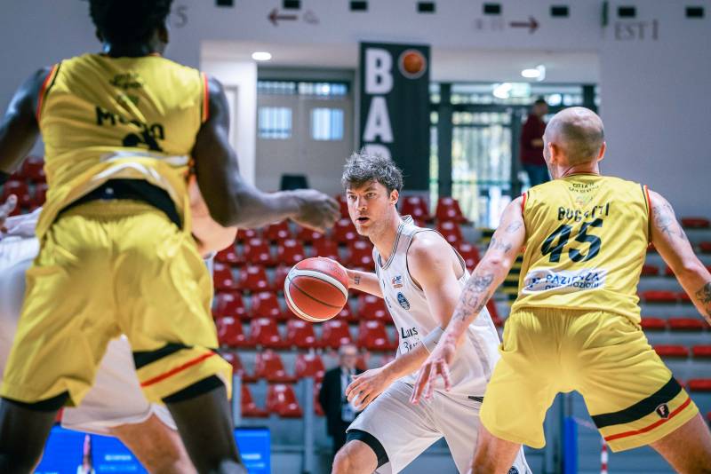 Dopo una gara vibrante, Luiss sconfitta da San Severo 