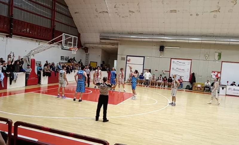 Basket Macerata vince gara 1 di playoff contro Senigallia Basket 2000 