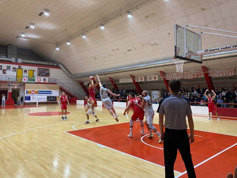Al Palavirtus arriva la seconda vittoria consecutiva per il Basket Macerata