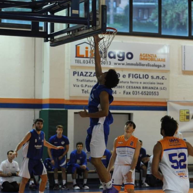 Mandello Lario - Italcontrol Team 86 Villasanta 61 - 81