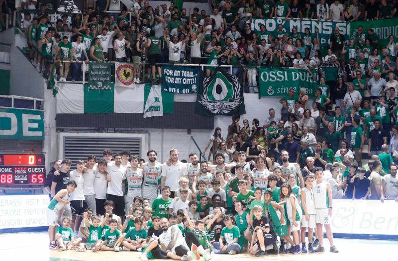 La Note di Siena vince gara 3 e vola in finale
