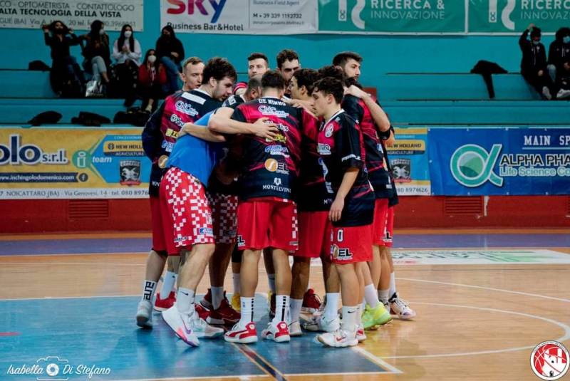 Pavimaro Molfetta chiude la prima fase contro Catanzaro