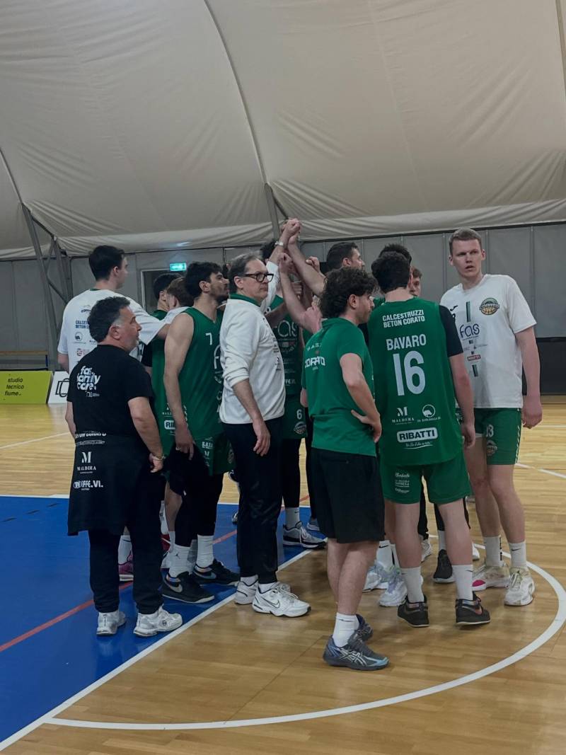 La Fas Basket Corato gioca da grande ma la vittoria va al Monopoli