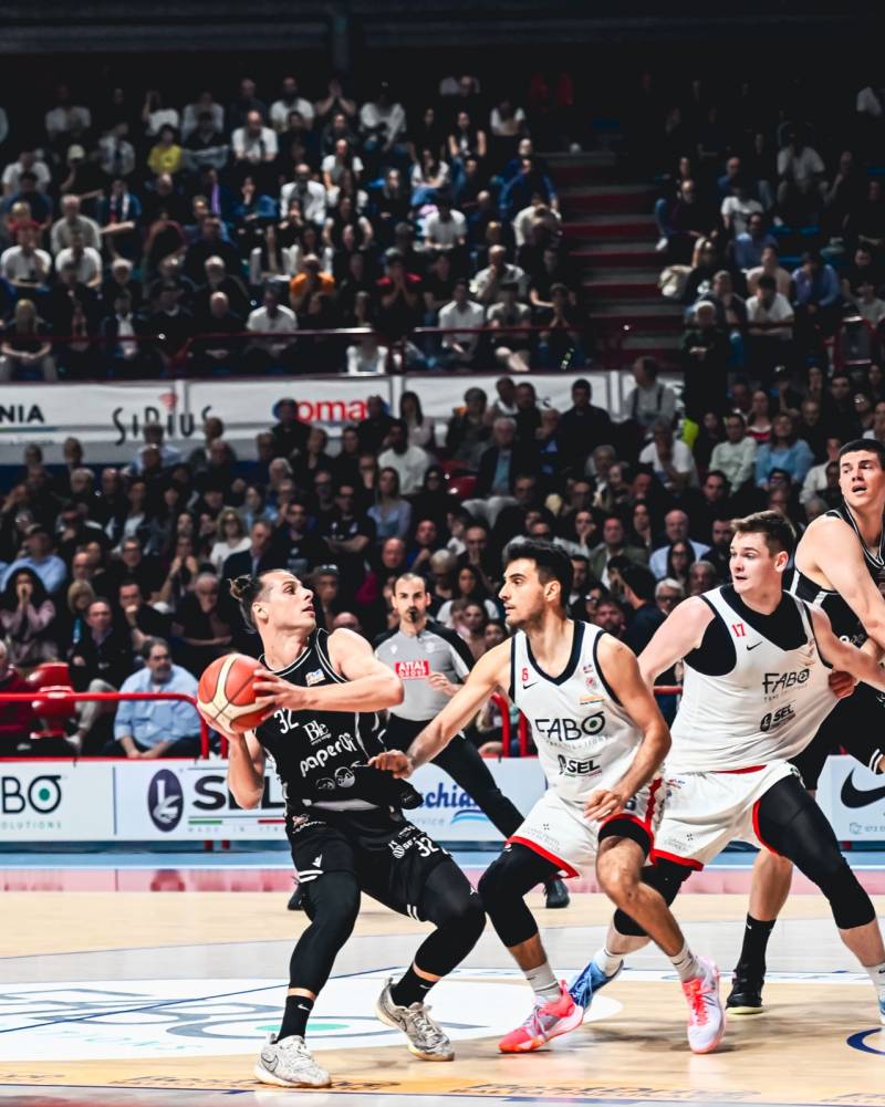 Paperdi Juvecaserta, prova di forza a Montecatini: Fabo Herons battuto 87-61 in gara 3 