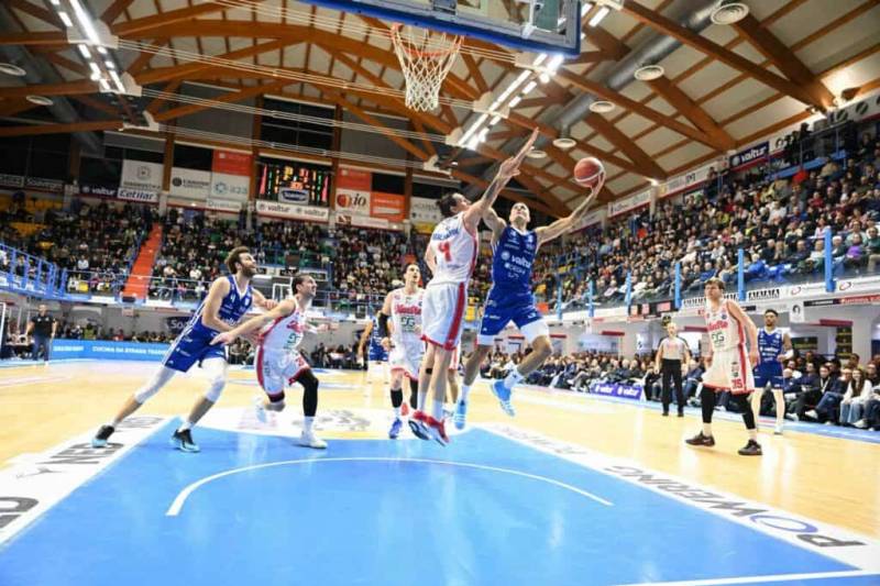 Gemini Mestre cede nel finale con la corazzata Brindisi 