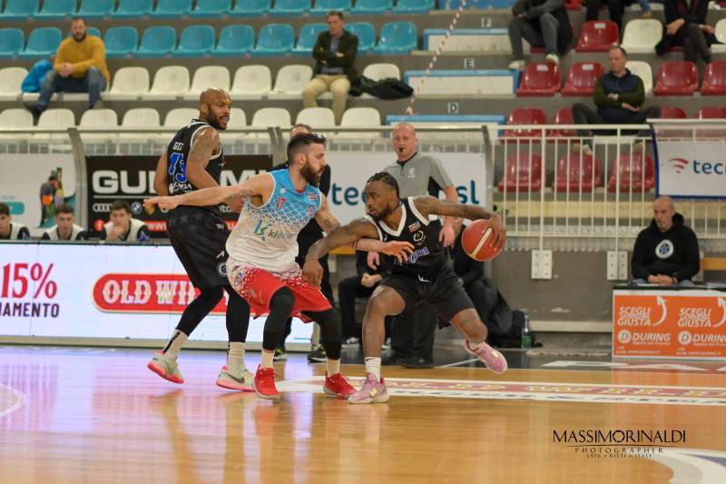 Non riesce la rimonta alla Stella Azzurra Roma sconfitta a Rieti 