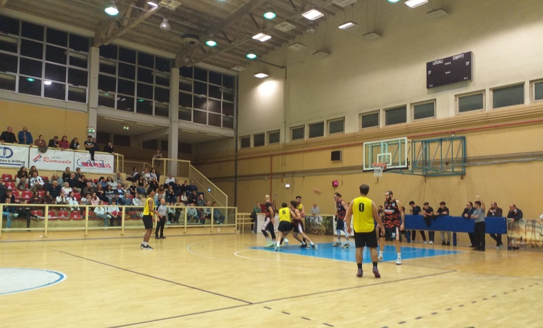 Il derby stracittadino è dell'Eurobasket (69-77) che fa 4 su 4 