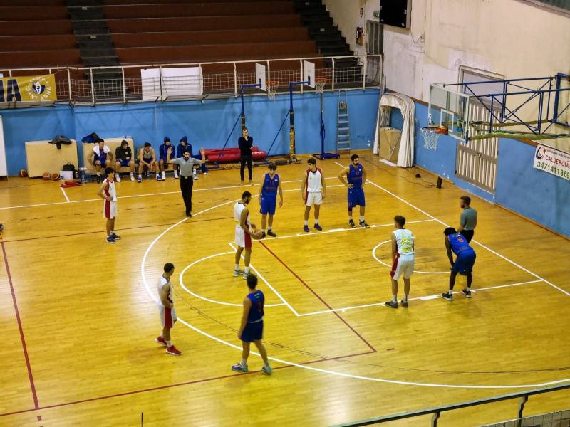 La Nuova Pallacanestro Messina centra il poker contro la Mastria Catanzaro