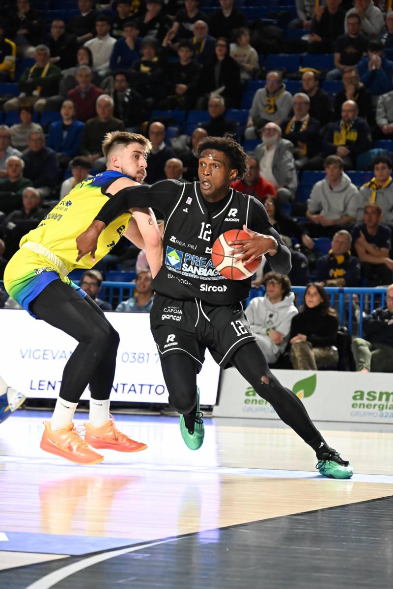 La Rucker cade nel big match a Vigevano 