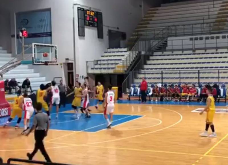 Quinta vittoria consecutiva per l'Olimpia Mosciano: piegato anche Porto San Giorgio!