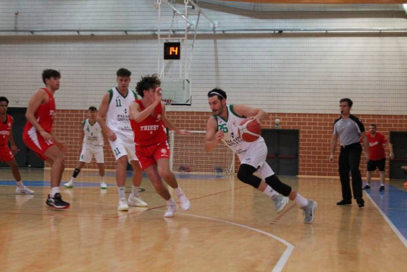 Basketrieste cade di misura sul campo della cantine Paladin Ormelle 