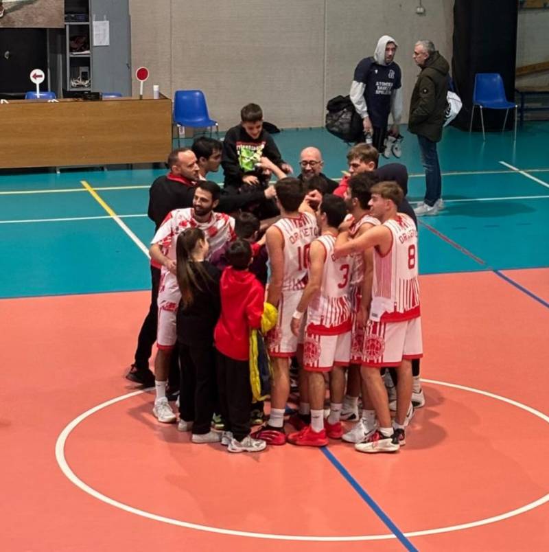 Grande prova corale dei biancorossi: Panzetta, Dubini e Mocetti trascinano Orvieto alla vittoria 