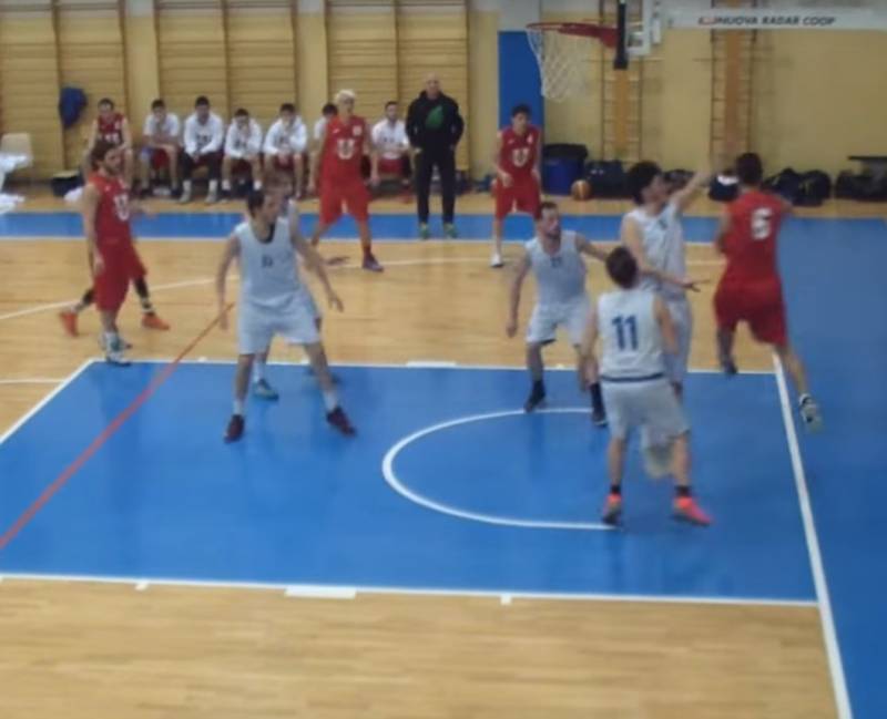 Prima divisione: che spettacolo!