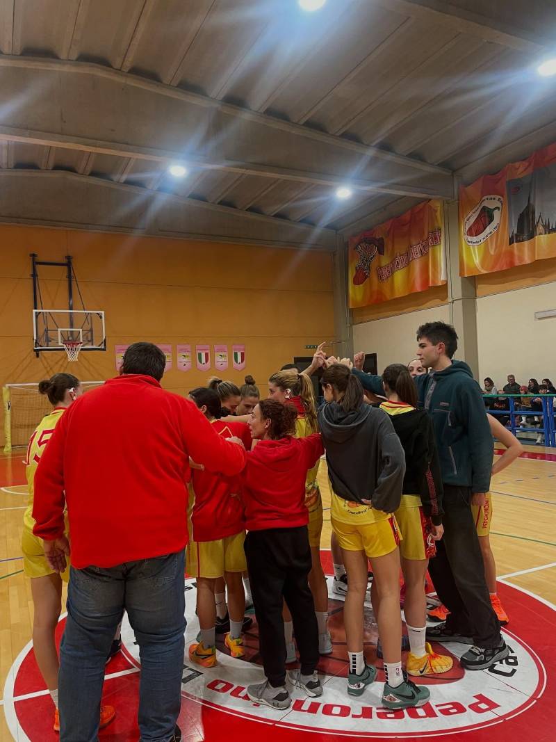 Amara sconfitta interna per le Los Peppers 