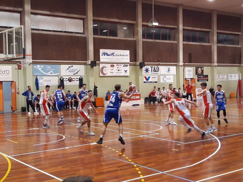 Prova di forza della Pescara Basket: successo largo nel derbyssimo e regular season vinta 
