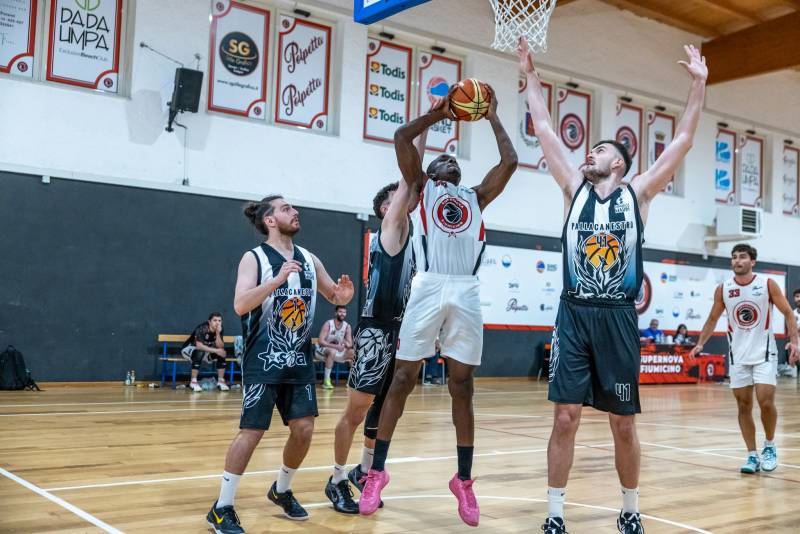 Una grande Supernova sbanca Ciampino in gara 1 di finale 