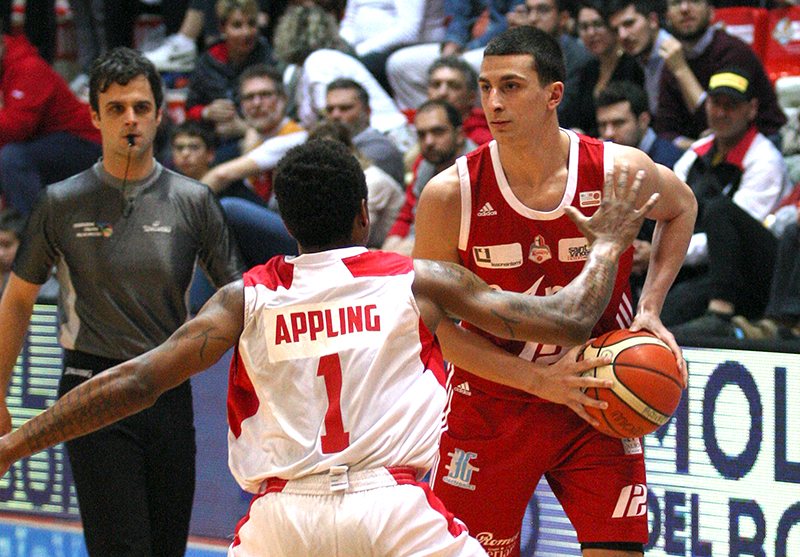 Legnano strappa la vittoria al supplementare in Gara2. Serie in parità sul 1-1 