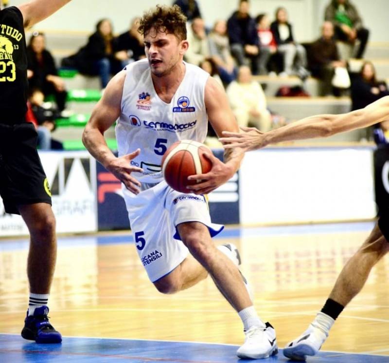 Pielle Matera forza 100 al PalaSassi e la squadra cresce ancora 