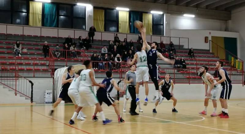 Capolista in difficoltà, ma non affondata. Bolzano espugna il Palaanti