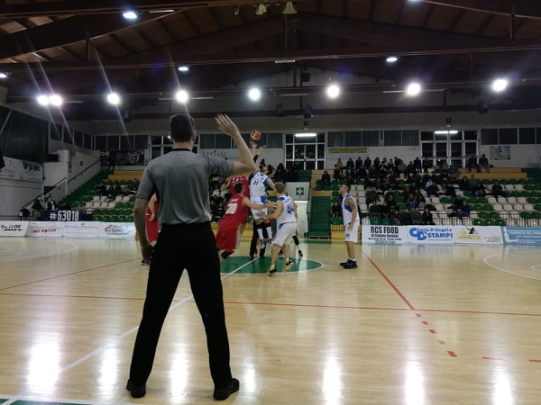 L’Unibasket Amatori cede di misura a Porto Sant L’Unibasket Amatori cede di misura a Porto Sant