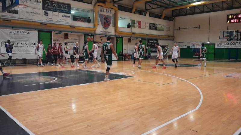 Vittoria Dragons contro Fucecchio 80-65