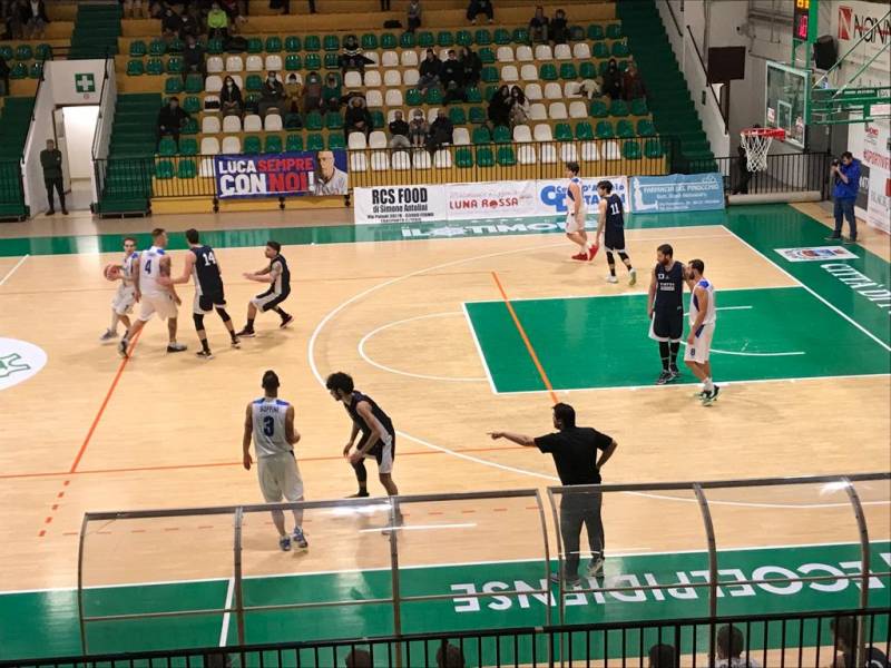 PSE Basket – Virtus Assisi 52-61: Continua la crisi di risultati in casa biancoazzurra 